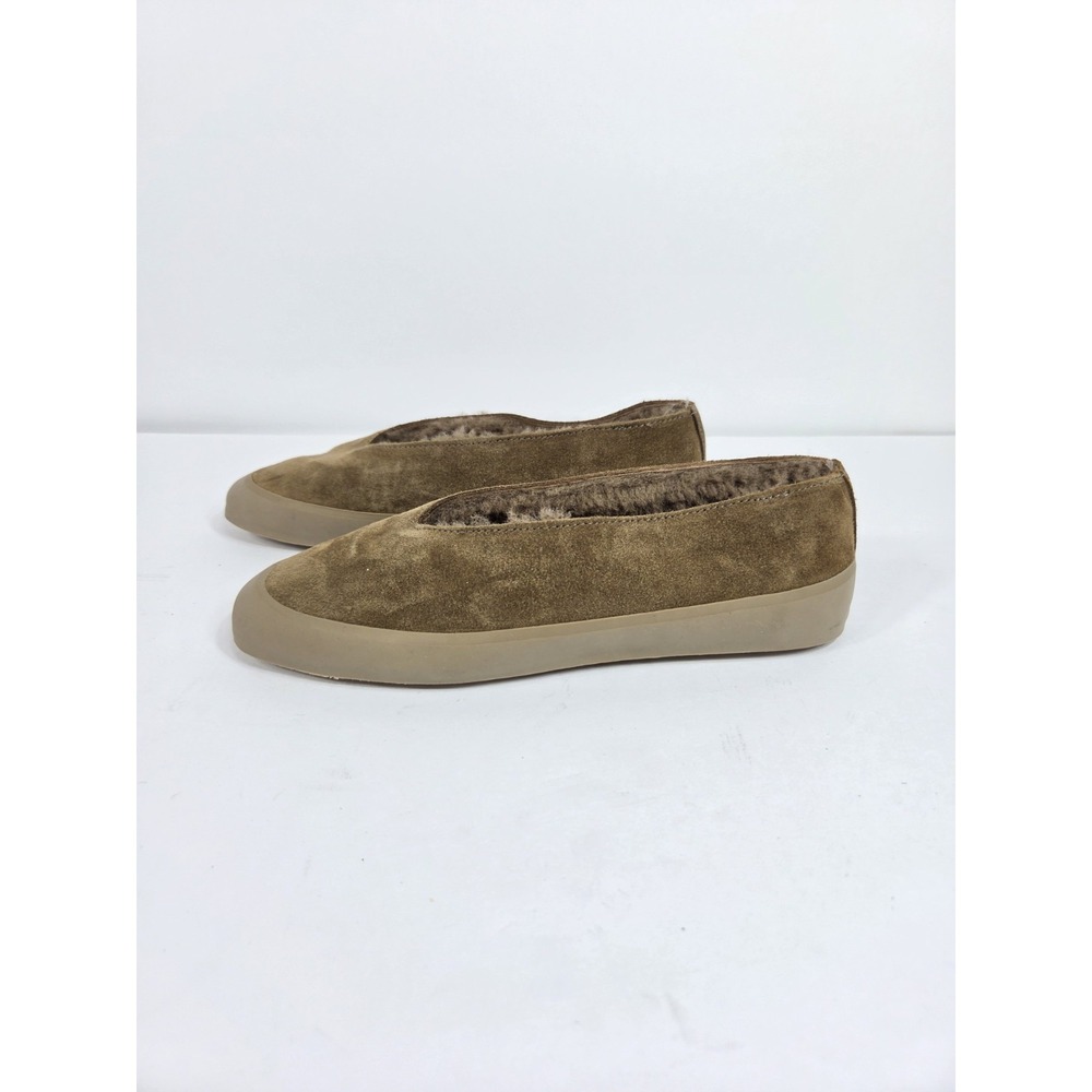 Women’s Suede Sherpa Flats in Taupe